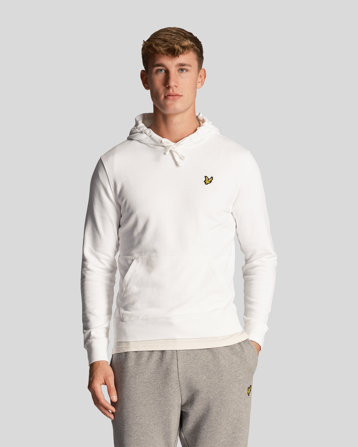 Lyle and scott white on sale sweatshirt