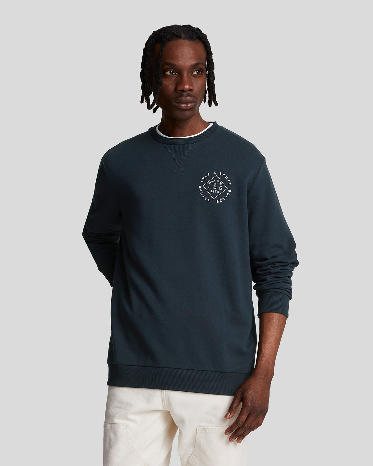 Lyle and scott navy sweatshirt online