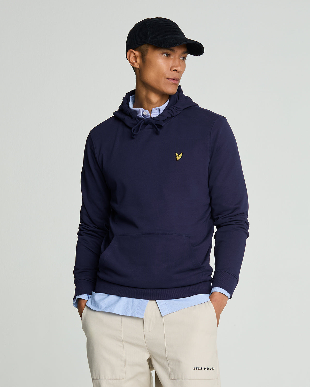 Lyle Scott Men s Pullover Hoodie in Navy