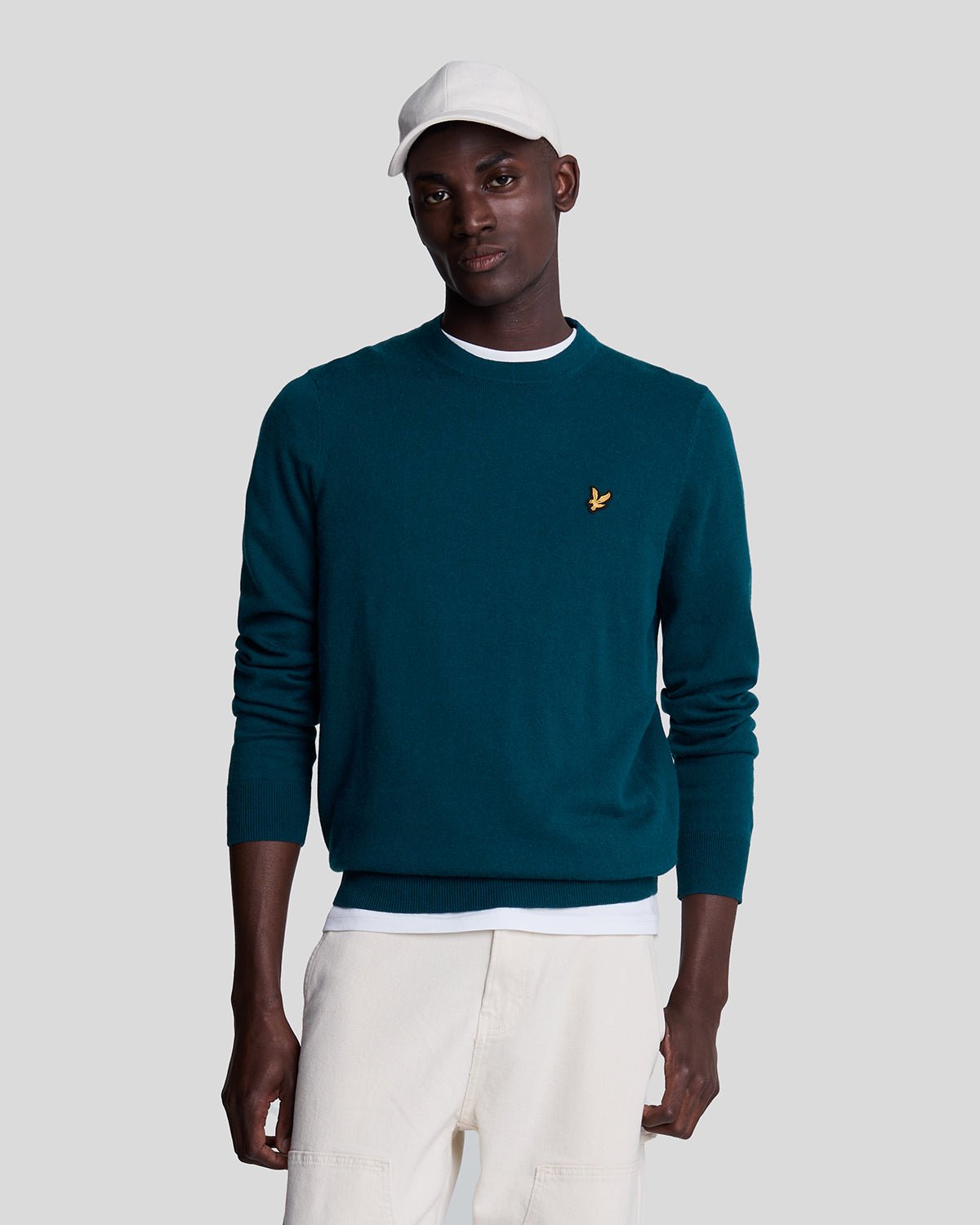 Lyle Scott Men s Cotton Merino Crew Neck Jumper in Apres Navy